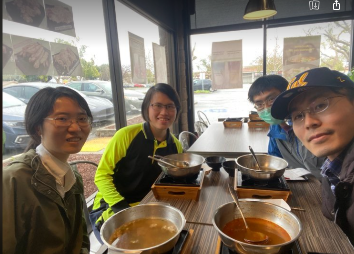 Luya Lu, Yuchi Lin, Nai-Chung Kuo,Yi-An Li Enjoy Lunch